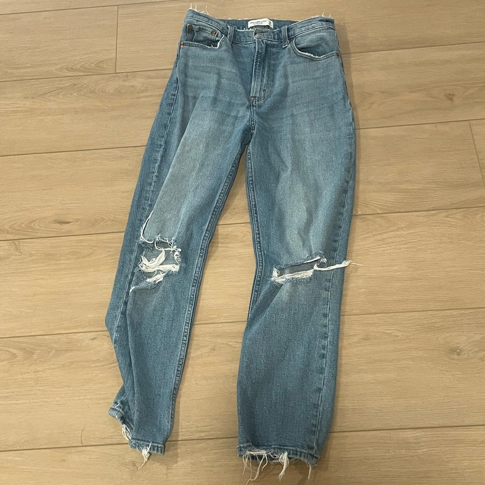 Abercrombie & Fitch The Ankle Straight Ultra High Rise Jean